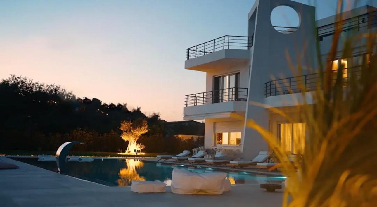 Villa Esmi Durres Kryemedhej Exterior photo