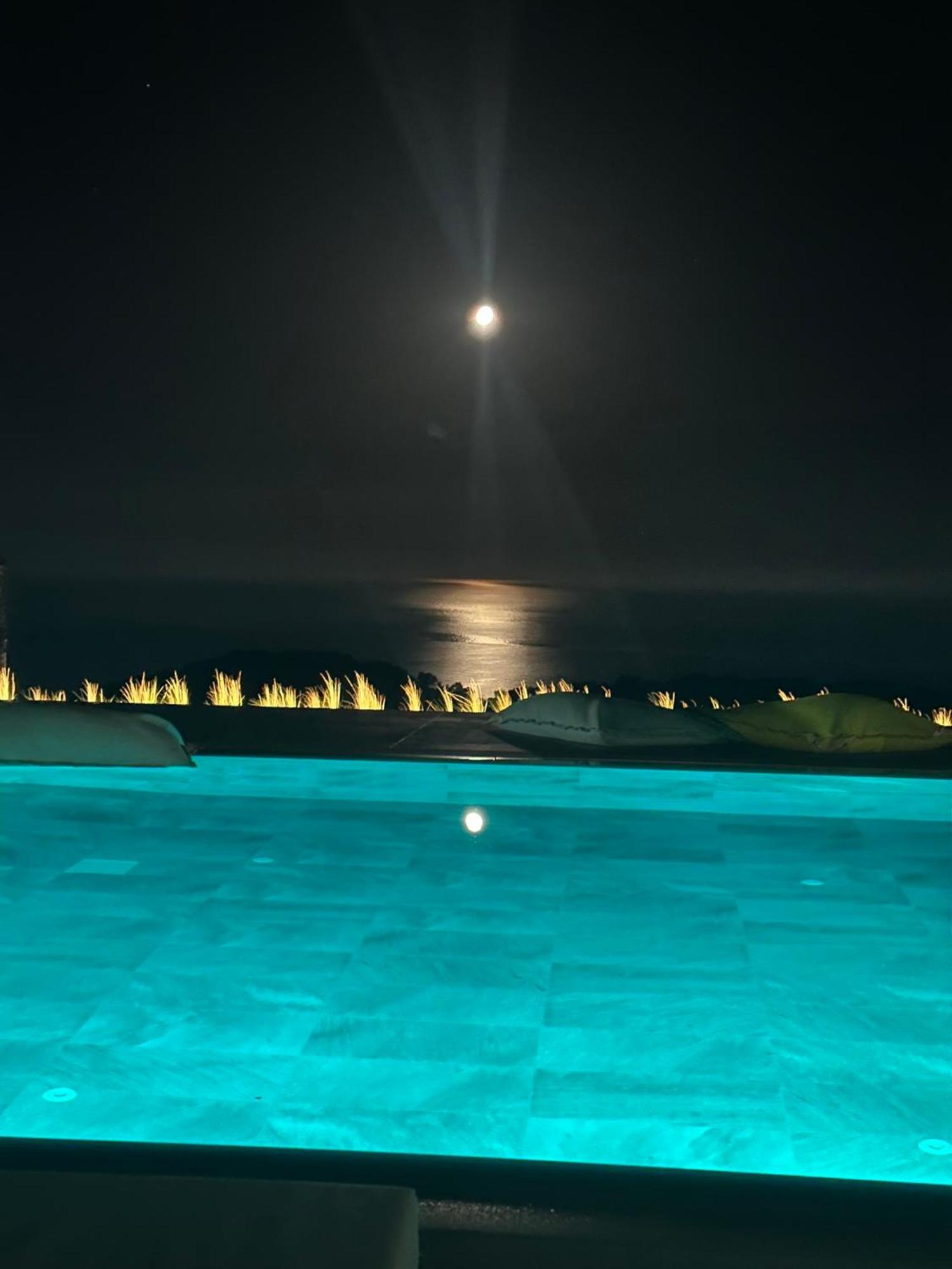 Villa Esmi Durres Kryemedhej Exterior photo