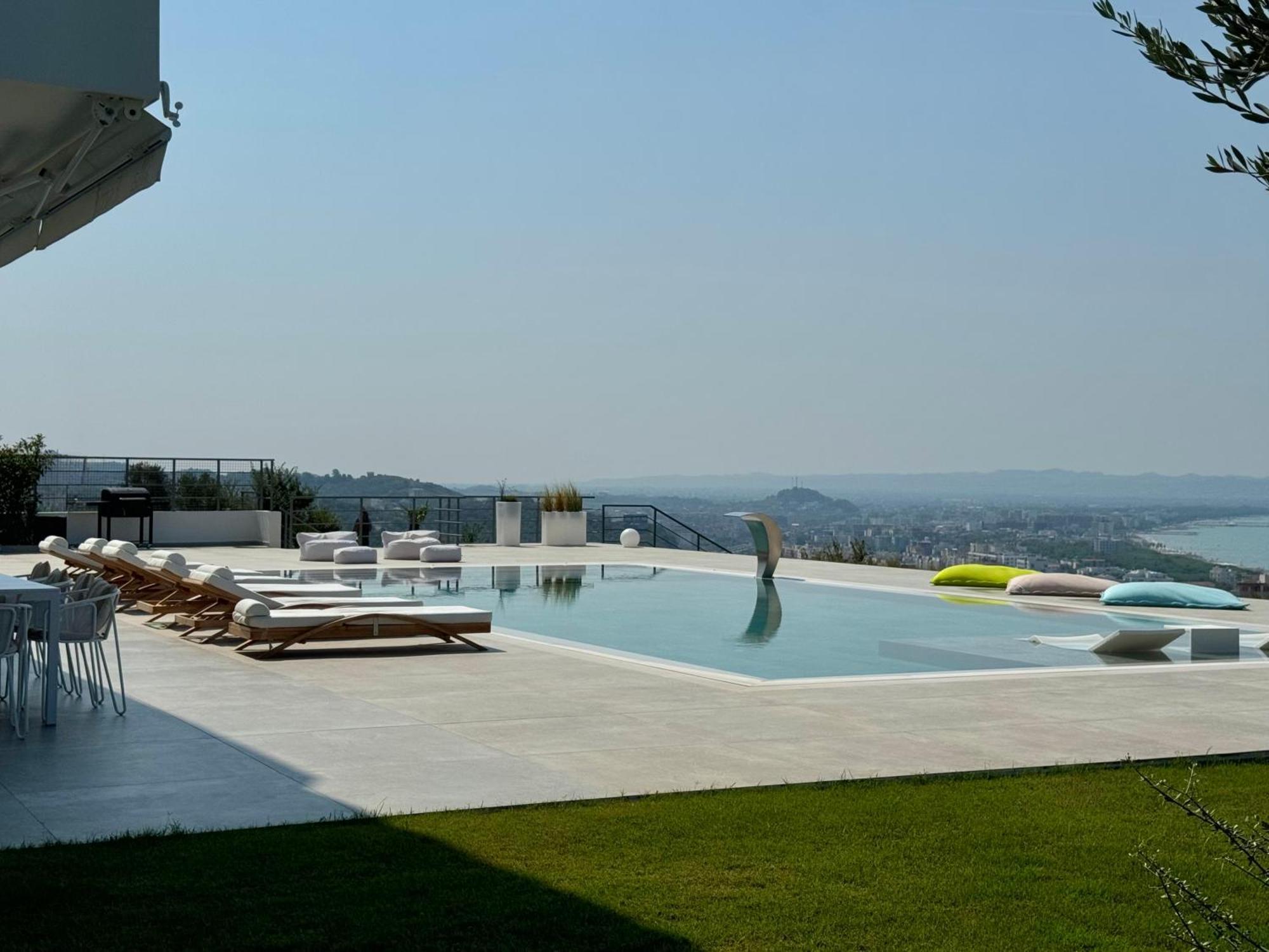 Villa Esmi Durres Kryemedhej Exterior photo